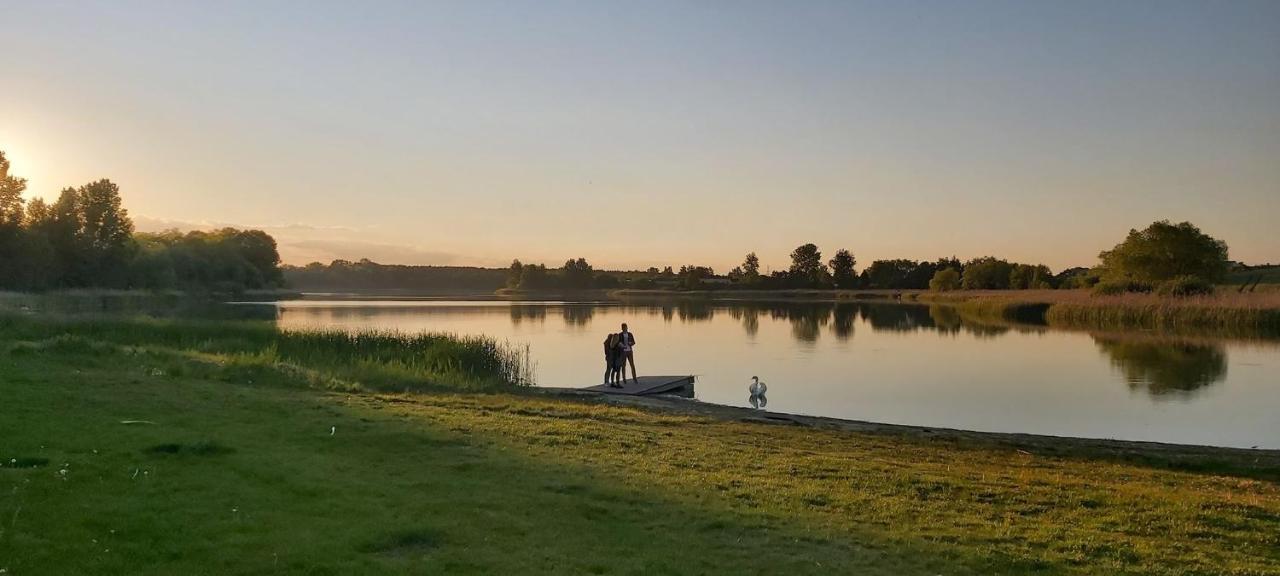 Ab Domki Caloroczne Nad Jeziorem Stęszew Buitenkant foto